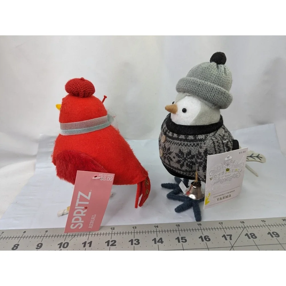 Target Spritz Featherly Friends Red Aerial 2023 Varma 2022 Bird Lot‎